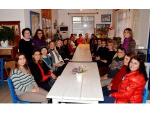 Kadınlara 'Hayata Tutunma' Konferansı