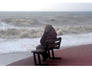 Antalya'nın 5 İlçesinde Fırtına Ve Hortum Alarmı (4)