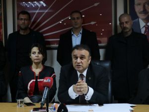 Karataş Belediye Başkanı Ünal Chp’den İstifa Edip, Mhp’ye Geçti