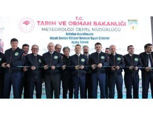 Antalya Havalimanı'nda Alçak Seviye Rüzgar Kırılımı Uyarı Sistemi Açıldı