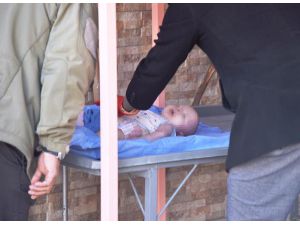 Teneşir Masasına Bırakılan Bebek Soğuktan Ölmüş