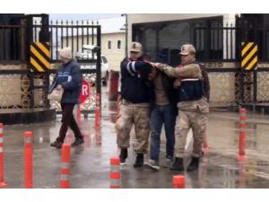 Ablasını Öldüren Kardeşe Suriye’de Operasyon
