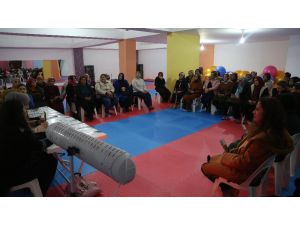 Erdemli’de Spor Merkezine Psikolog Desteği