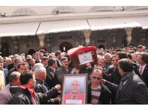 Hayatını Kaybeden Yargıtay 14. Ceza Dairesi Üyesi Mustafa Yıldırım, Son Yolculuğuna Uğurlandı
