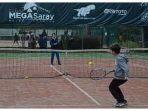 Serik'te Tenis Heyecanı Yaşandı