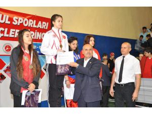 Gençler Türkiye Okullar Kick Boks Şampiyonası