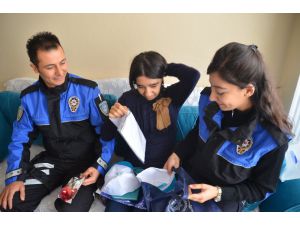 Engelli Merve’nin Polis Sevgisi