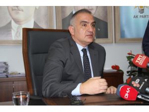 Bakan Ersoy: "Birkaç Dokunuşla Isparta Zaten Çok İyi Bir Yol Alabilir"