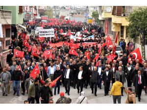 Toroslar’da Cumhur İttifakı Adayları Son Yürüyüşlerini Yaptı
