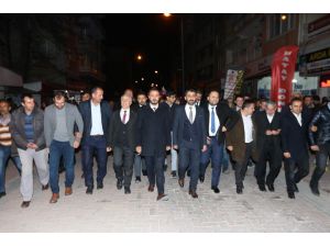 Bucak’ta Ak Parti Zaferini Kutladı