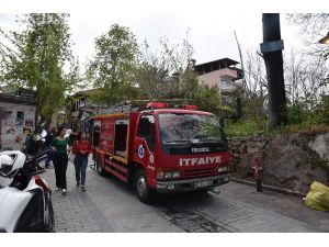 Kaleiçi'nde Baca Yangını Korkuttu