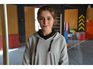 Otizm Eğitmeni Pınar Boz: "Otizmli Çocuklara Sevildiğini Hissettirmeliyiz"