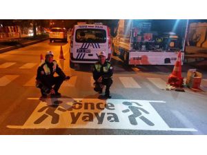Yaya Geçidinde Sürücülere Görsel Uyarı
