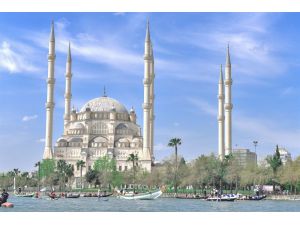 Adana’da "Su Korteji"