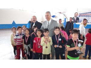 İlkokullar Arası Fiziksel Etkinlik Oyunları Heyecanı Sona Erdi