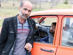 Engelli Gencin Tek Hayali Akülü Sandalye