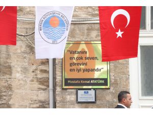 Yeni Başkanın İlk İcraatı Tabelayı Değiştirmek Oldu
