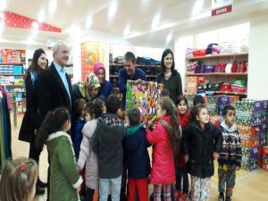 Pursaklar Anaokulundan Tebessüm Çarşısı’na anlamlı destek