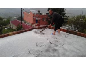 Erdemli’yi Dolu Vurdu