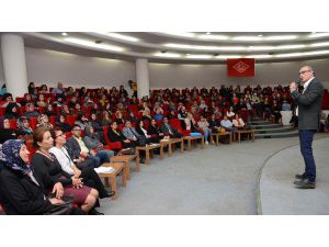 Kumluca'da Kanser Konferansı