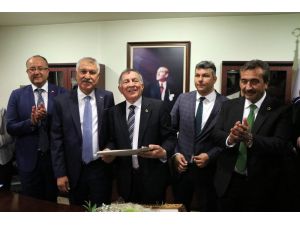 Akay, Görevi Karalar’dan Teslim Aldı