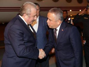 Karaloğlu Ve Böcek, Tbmm Başkanı Şentop'u Karşıladı