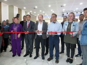 Adanalı Ressamlar Altınözü’nde Resim Sergisi Açtı