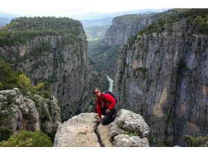 Tazı Kanyonu'nda Tehlikeli Poz