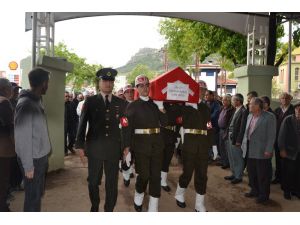 Kore Gazisi Son Yolculuğuna Uğurlandı