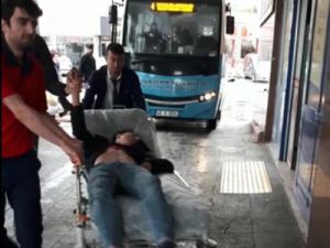 Halk Otobüslerinde Fenalaşan Yolcular Hastaneye Yetiştirildi