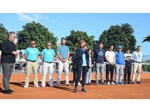 Manavgat'ta Tenis Turnuvası