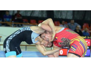 Şampiyonlar Turnuvası'nda Türkiye İlk Günü 25 Madalya İle Tamamladı