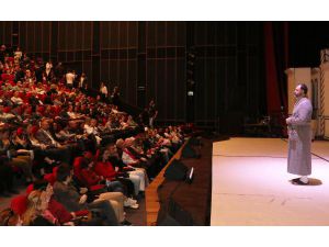 Aşt'ye 'En İyi Çıkış Yapan Şehir Tiyatroları' Ödülü