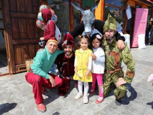Anadolu Çocuk Köyü Şenliği Coşkuyla Sürüyor