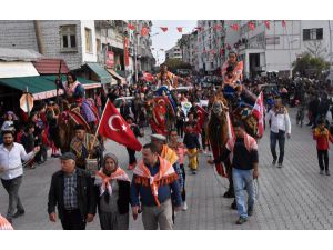 Demre'de Yörük Göçü Canlandırdı