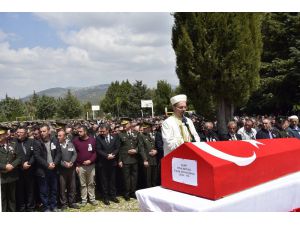Şehit Akcalı Gözyaşları Arasında Defnedildi