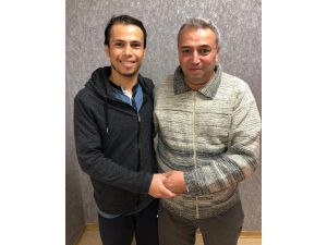 Babası Hayata Bağladı