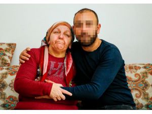 Hem Kanseri Hem De Oğlunun Uyuşturucu Bağımlılığını Yenmek İçin Mücedele Ediyor