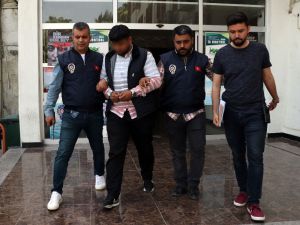 Mersin’de Kızıyla Yürüyen Lübnan’lı Kadının Telefonunu Kapkaç Yaptılar