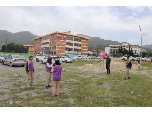 Osmaniye’de Uçurtma Şenliği Renkli Görüntülere Sahne Oldu