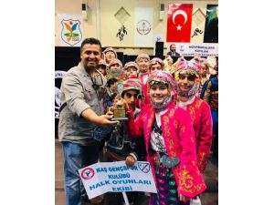 Kaşlı Folklorcular Türkiye Finalinde