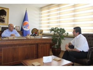Rektör Çamsarı: “4 Yılda Ana Amacım; Türkiye’de İlk 5’e; Dünyada İlk 500’e Girmek”