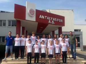 Antalyaspor'da 17 Sporcu Milli Takımda