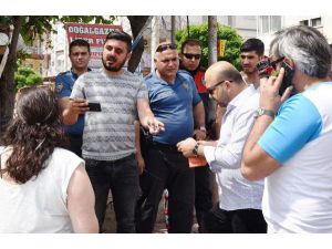 Pazarlığı Bozan Galericiyi Plastik Kelepçe Takıp, Dövdüler