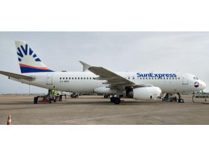 Sunexpress'in İlk A320 Uçağı Uçuşunu Yaptı