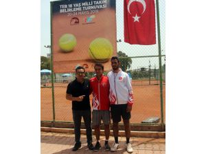 Emir Şendoğan 18 Yaş Tenis Milli Takımında