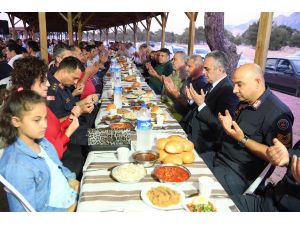 Başkan Esen, Hacısekililer İle İftar Yaptı