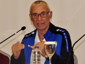 Hector Cuper: Türkiye, Dünya Şampiyonuna Karşı Oynayacak