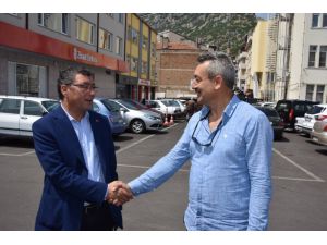 İlçe Genelinde Müşteri Dışındakilerine İş Yerleri Önüne Araç Parkı Yasağı