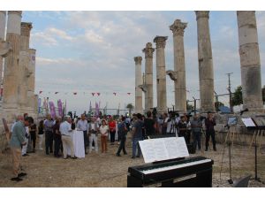 ‘Güneş Kenti’ Mezitli, Festivale Hazır